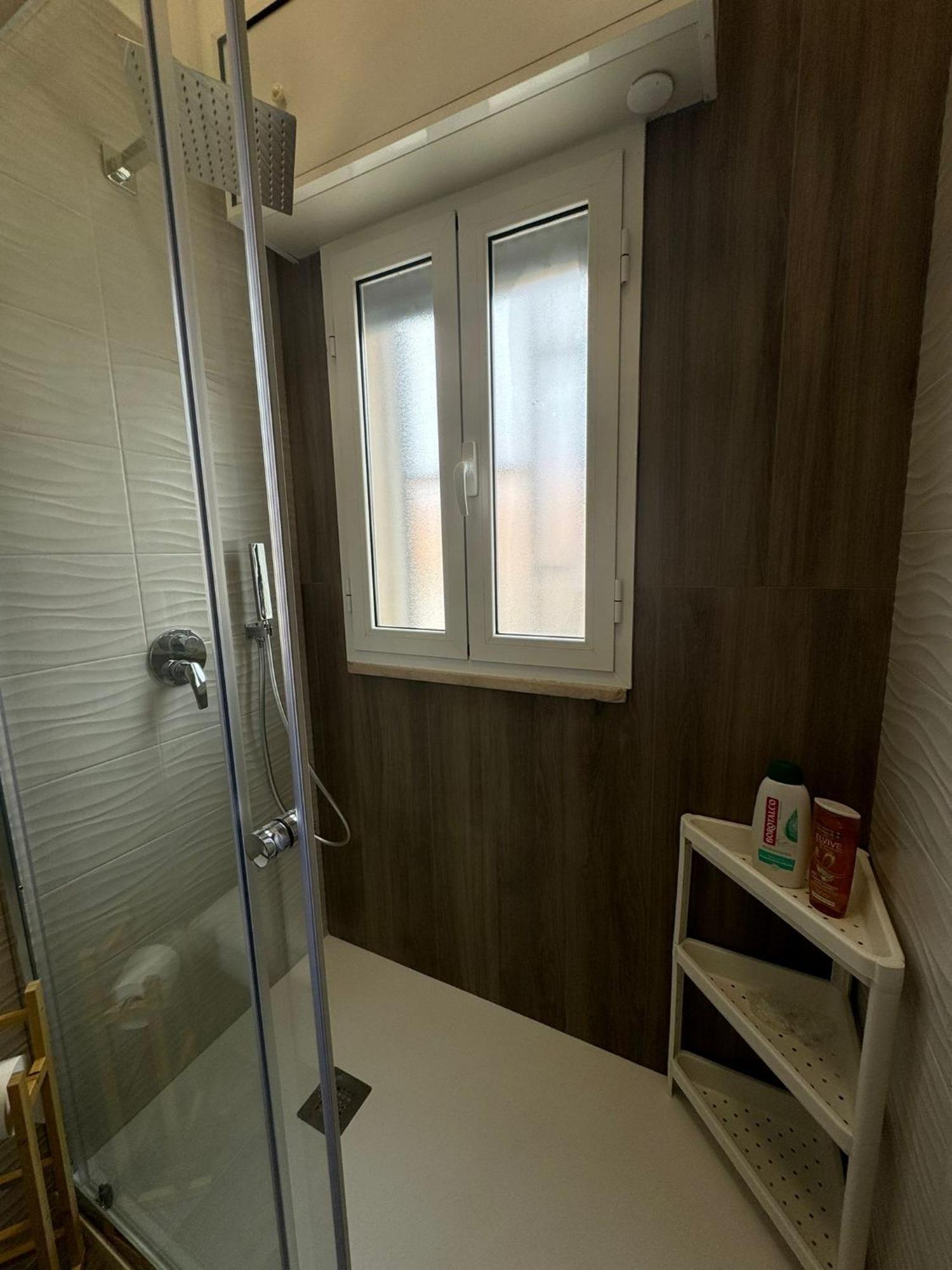 Casa Vacanze La Perla Rara Taranto Exterior foto